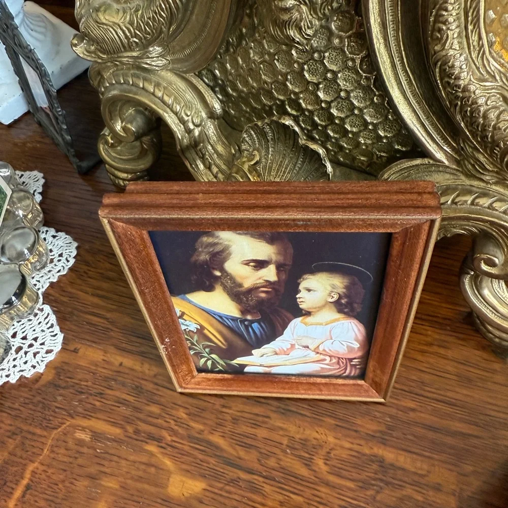 SOLD vintage religious picture in wood frame - Picture 6 of 8